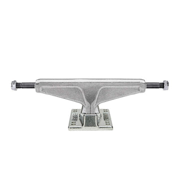 Venture Truck Team V8 Polished 5.8 Skateboard Venture Truck Team V8 Polished 5.8 Skateboard