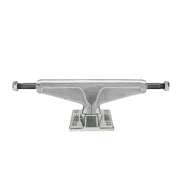 Venture Truck Team V8 Polished 5.6 Skateboard Venture Truck Team V8 Polished 5.6 Skateboard